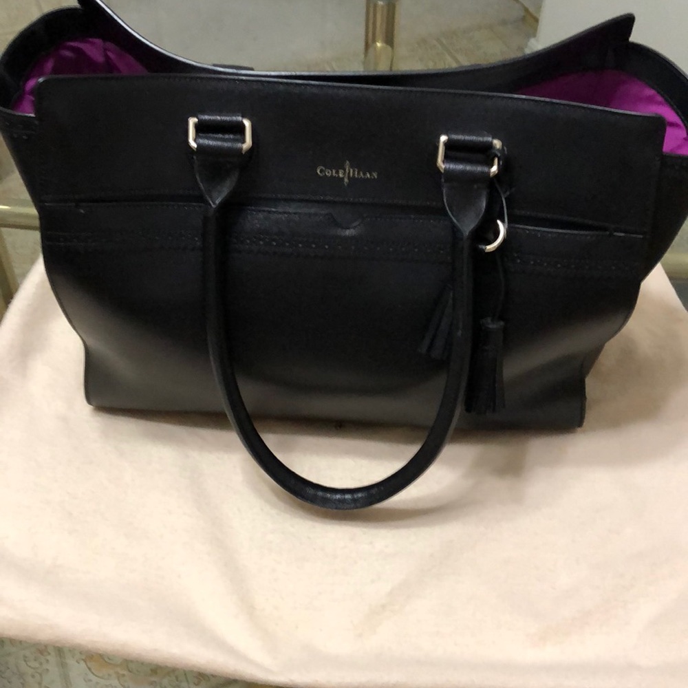 Handbag with bag cover